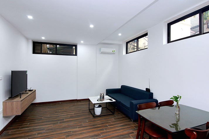 Nice one bedroom apartment for rent on To Ngoc Van 